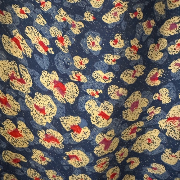 CAbi Blue Button Back Top - Picture 4 of 7